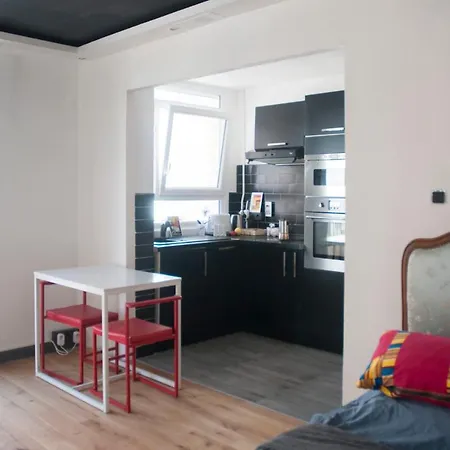 Canal Pantin Bright And Functional Studio Pantin